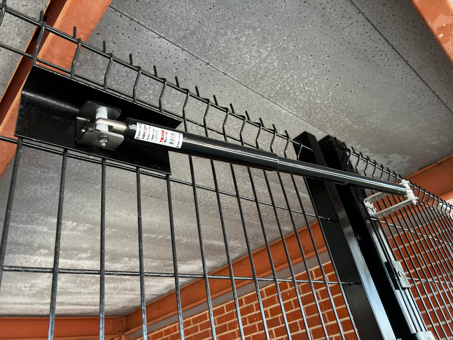 Non-Climb Security Fencing & Gates